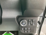 中古車をお選びいただく際に気になる走行距離や修復歴などに加えてキズ・凹みの有無・状態や消耗品の交換、今までの整備状況が &ldquo;ダイハツ認定中古車カルテ&rdquo;でわかります。