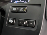 使いやすさや安全性を追求したステアリング周り!高級車ゆえにスイッチ類が多いのも特徴ですね!考え尽くされた配置ですぐに使いこなす事が出来ますのでご安心下さい!是非、体感してみて下さい!!