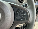 Hondaセンシングの機能のひとつ、アダプティブクルーズコントロール付!アクセルから足を離しても設定したスピードと前車との車間を保ち走行してくれます!車線維持もアシスト☆高速道路で疲労軽減ですね☆