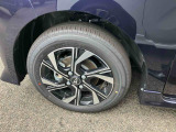 安全安心な走行のために、納車前には小さなクルマを知り尽くしたエキスパートが基本性能に関わる機能や状態を徹底的に点検しています。