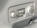 【アクセサリーコンセント】キャンプやスポーツ、アウトドアでのアクティビティはもちろん、災害・停電の際に助けにもなるAC100Vコンセントを装備♪ケータイやタブレット、ゲーム機器の充電にも♪