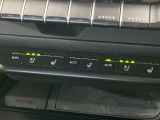 【シートヒーター&ベンチレーション】夏場は涼しい風でお尻や背中の熱やムレを防ぎ、冬はエアコンよりも早く温まってポカポカに!季節を問わず快適に過ごせます。
