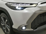 LEDヘッドライトです。デザイン性がよくとても明るいので、夜間の走行や悪天候でも安心です。しかも長寿命!