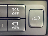 【パワーバックドア】スマートキーや運転席のボタンを押すだけでリアゲートが自動で開閉します!荷物を持っている時や、高い位置にあるバックドアを閉める際に便利な機能です♪