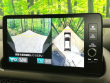 【マルチビューカメラシステム】専用のカメラにより、上から見下ろしたような視点で360度クルマの周囲を確認することができます☆死角部分も確認しやすく、狭い場所での切り返しや駐車もスムーズに行えます。