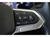 クルーズコントロールにレーダーセンサーを組み合わせたシステムとなります。長距離走行時などでの疲労を低減させます!