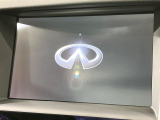 【純正8インチナビ】人気の純正ナビを装備。オーディオ機能も充実しており、Bluetooth接続すればお持ちのスマホやMP3プレイヤーの音楽を再生可能!毎日の運転がさらに楽しくなります!!