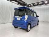 軽自動車は燃費も良くて経済的♪小さなボディで運転しやすい!細い道だってラクラク運転♪
