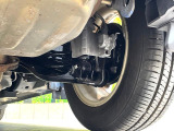 お車を安心してお乗りいただく為には、足回りの定期点検が欠かせません。サービスサポート(有償保証)では無料点検もご提供しており、安心のカーライフをお過ごしいただけるサポート体制が整っています。