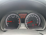 専用装備:220km/h&9000rpmフルスケールメーターが並列に配置されたファインビジョンメーター