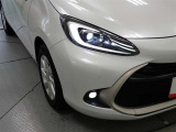Bi-BeamLEDヘッドランプ+LEDターンランプ+LEDクリアランスランプ+LEDフロントフォグランプ 少ない電力で明るく照らします☆彡