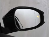 【BSM】ブラインドスポットモニター付き☆車線変更時、死角になり映らない車両を検知!警告してくれます♪
