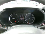 シンプルで見やすいスピードメーターですよ!安全運転で行きましょうね^^