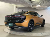 車検や点検・整備も大阪トヨペットにお任せください。お客様の快適なカーライフを長く安心サポートいたします。