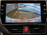 バックガイドモニターで、後方を確認しながら安心して駐車することができます。運転初心者も熟練者も必須の機能ですよ!