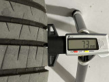 夏タイヤの残り溝は7.3mmです。スリップラインからは5.5mmとなっております。