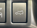 【パワーバックドア】スマートキーや運転席のボタンを押すだけでリアゲートが自動で開閉します!荷物を持っている時や、高い位置にあるバックドアを閉める際に便利な機能です♪