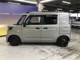 エンジンルーム、室内、クリーニング済みです。厳選したお車を屋内展示場にて展示中☆車両品質には自信がございます!ぜひ一度ご来店ください!!