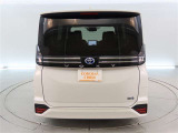 バックガイドモニターで、後方を確認しながら安心して駐車することができます。運転初心者も熟練者も必須の機能ですよ!