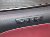 運転の操作性、快適性、など全ては、シートポジションから始まります。シートメモリーは、重要な機能です。
