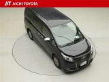 両側パワースライドドア付きだから、狭い駐車スペースなどでの乗り降りラクラク♪小さなお子さまのいるご家庭には嬉しい装備です。