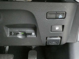 ETC車載器付きです。高速道路の料金所もスムーズに通過できます。