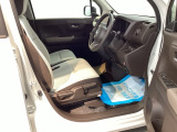 フィット性も良く、楽な運転姿勢を保てます。