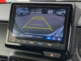 ■バックカメラ■ガイドラインが表示されるので、バック駐車が苦手な方でも安心です!ギアをリバースに入れれば自動的に切り換わりますので、面倒な操作も不要です♪狭い駐車場もお車を傷つけず安心ですね!