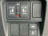 ■両側パワースライドド/パワーバックドアは運転席からボタンワンタッチです!