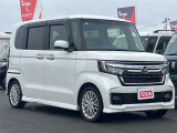 当店の車両は、第三者機関による車両の鑑定を行っております。お客様のおクルマ選びの目安となる様、車両の状態を点数化しております。