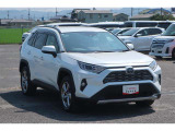 RAV4 2.5 ハイブリッド G E-Four 4WD 