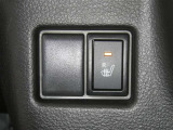 【シートヒーター搭載】シートを温めてくれる暖房機器です!長時間座っていると負担が掛かりやすい背中や腰、または冬場の寒い日に冷えやすい脚部に快適なぬくもりを♪