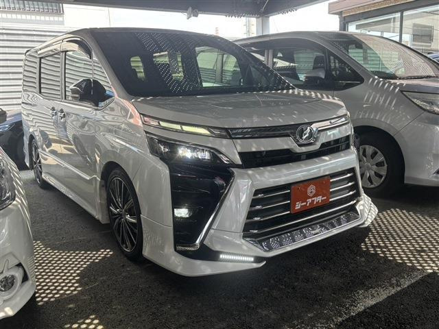 トヨタ ヴォクシー 