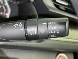 【オートライト】車外の明るさに応じて自動的にライトの点灯・消灯をしてくれます
