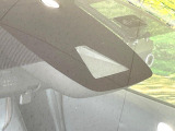 【トヨタセーフティセンス】走行中に前方の車両等を認識し、衝突しそうな時は警報とブレーキで衝突回避と被害軽減をアシスト。より安全にドライブをお楽しみいただけます。