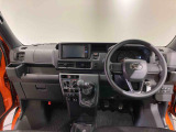 納車前にはプロのメカニックが点検、整備を行いますので安心してお乗り頂けます!!
