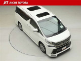 両側パワースライドドア付きだから、狭い駐車スペースなどでの乗り降りラクラク♪小さなお子さまのいるご家庭には嬉しい装備です。