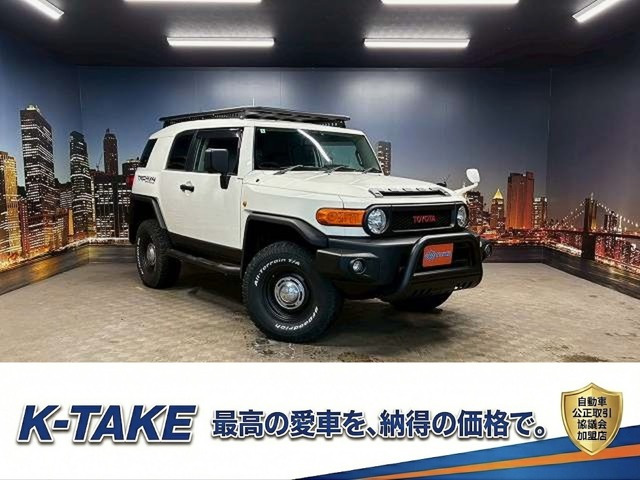 FJクルーザー 4.0 4WD (4WD)(リフトアップ)(ディスプレイオーディ