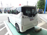 雪道安心4WD☆全方位モニター☆Bluetooth☆テレビ☆ETC☆中古スタッドレス付☆シートヒーター☆ワンオーナー☆