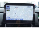 ディスプレイオーディオを装備。スマホとクルマをつなぐことで、これまでのナビに加えて、いろんなサービスが楽しめます。