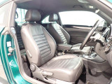 楽な姿勢で座ることが出来るので長時間の運転でも疲れにくいですし体もぶれにくいですよ。