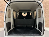 ■充実のアフターサービス■ 車の販売はもちろん、自社整備工場・自社鈑金工場・オイル交換&点検専門店舗を完備しておりますので納車後もお客様のカーライフをトータルでサポートいたします。