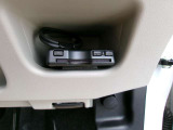 ETC車載器が付いています。ここも、あそこも、、最近はスマートインターチェンジも増えてきましたよね!最初から付いているので、お買い得^^
