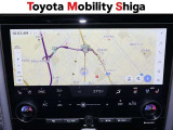 左右独立で温度調節ができるオートエアコンを装着しておりますのでドライブも快適に楽しめます!
