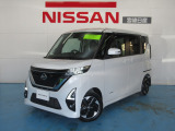 宮崎日産の物件をご覧いただきありがとうございます。宮崎日産のひとめぼれ仕様車は外装に日産5イヤーズボディーコートを施工し内装には防臭抗菌コートを施工しております。綺麗な中古車をお客様にお届け致します!