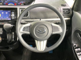 【ステアリングスイッチ】運転中、前方から目線をそらすことなく、オーディオ等の操作が可能な便利機能!安心&快適なドライブを演出してくれます♪