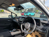 ハッチバックをあけると荷物を積めるスペースが♪