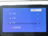 大画面でテレビやDVDを楽しむことができます