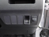 遠方からお車でお越しの際は知多半島道路りんくうIC第二出口を直進してください、その後300メートル先を左折していただくと左手に見えてきます。