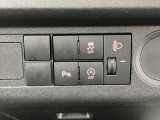 車両状態証明書修復歴の有無も一目瞭然。機能や内装・外装、走行距離、修復歴の有無をチェックし、クルマの状態を10段階にした車両状態証明書。数字や記号を使ってわかりやすく表示しています。